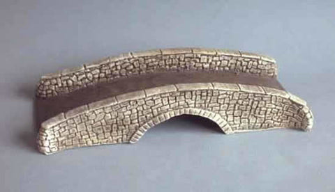 Single arched stone humped back bridge. (10T)
