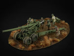US Army 155mm Long Tom heavy howitzer and crew